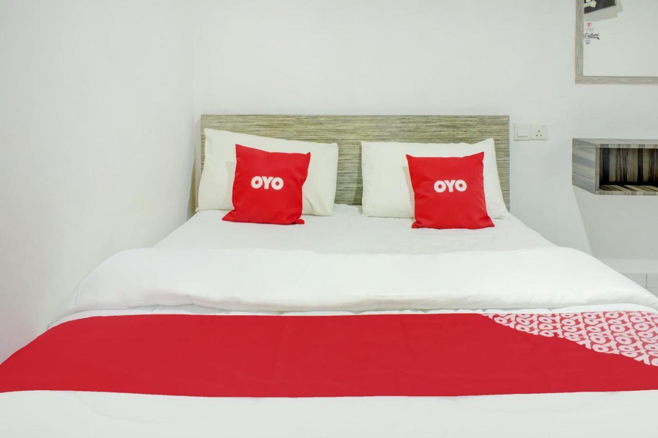 Oyo 90028 Ragula Hotel Johor Bahru Luaran gambar